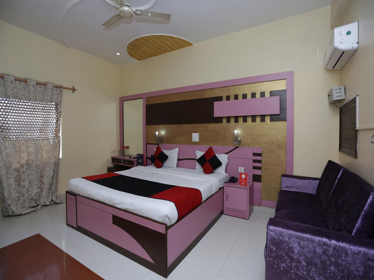 Oyo 12221 Hotel M House Агра Экстерьер фото